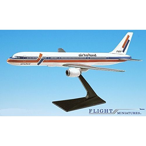 Air Holland Boeing (88-02) 757-200 Airplane Miniature Model Snap Fit Kit 1:200 Part# ABO-75720H-001